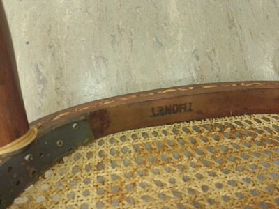 Thonet Kinderschaukelstuhl