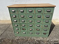 Apothekerschrank