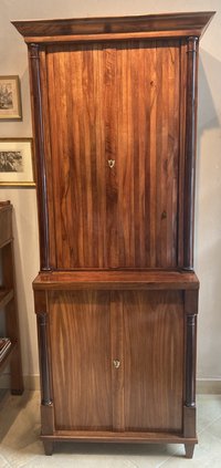 Rolltürschrank